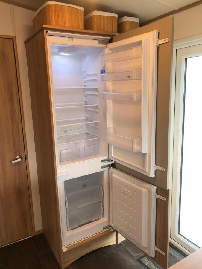 Classy Caravan With Ample Space Bembridge Exterior foto